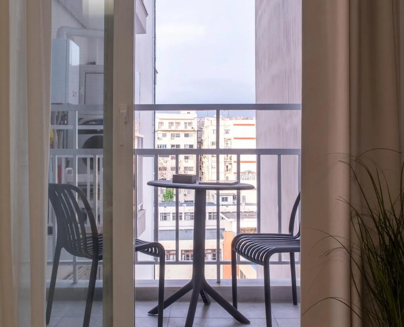 T75 City Center Thessaloniki Apartment