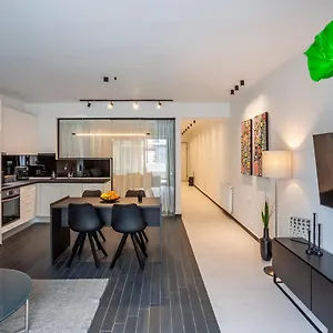 Habitat 29 A Apartment