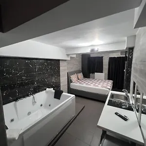 Jacuzzi 2 Διαμέρισμα